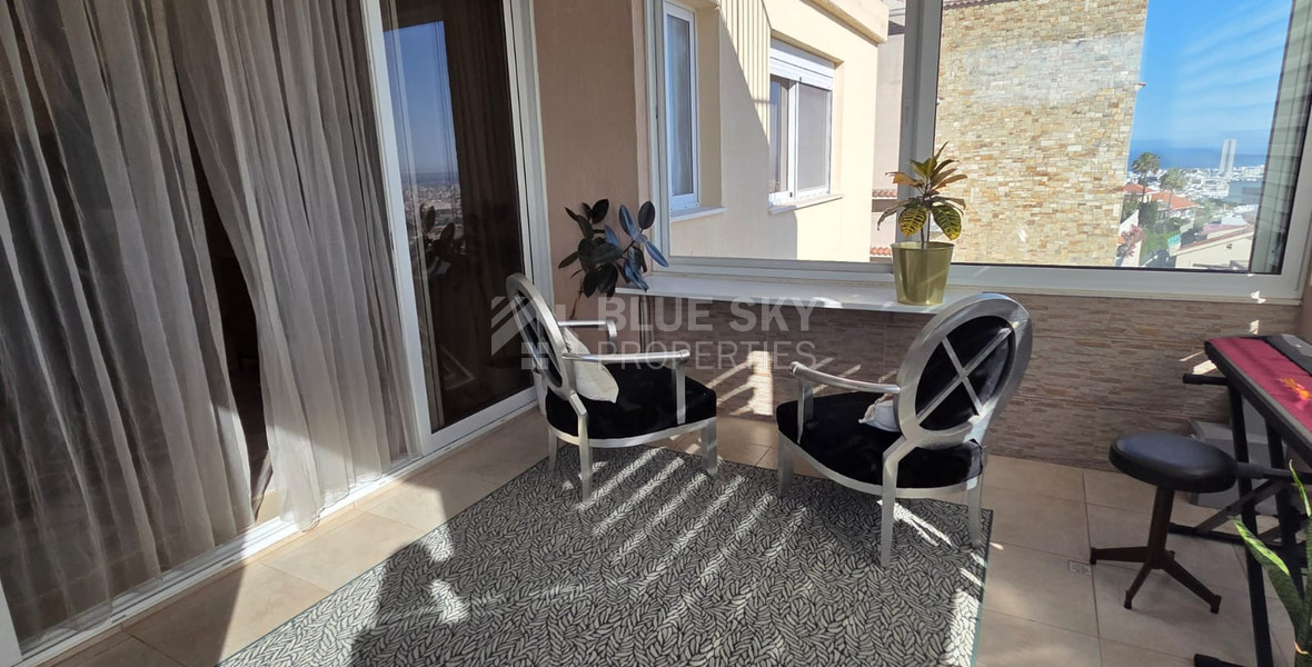 Modern Renovated Two-Bedroom Apartment with Sea Views in the Heart of Mesa Geitonia