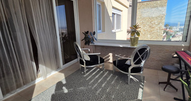 Modern Renovated Two-Bedroom Apartment with Sea Views in the Heart of Mesa Geitonia