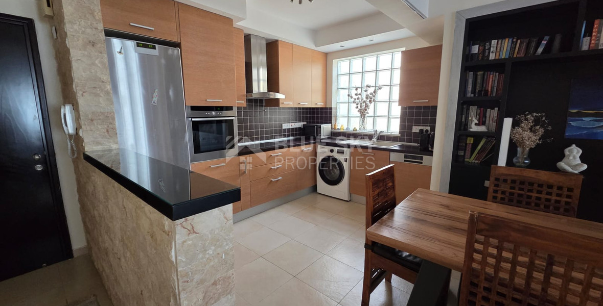 Modern Renovated Two-Bedroom Apartment with Sea Views in the Heart of Mesa Geitonia