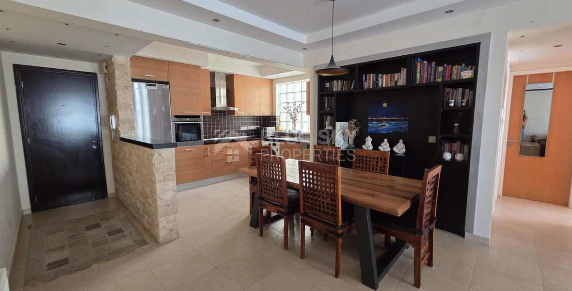 Modern Renovated Two-Bedroom Apartment with Sea Views in the Heart of Mesa Geitonia