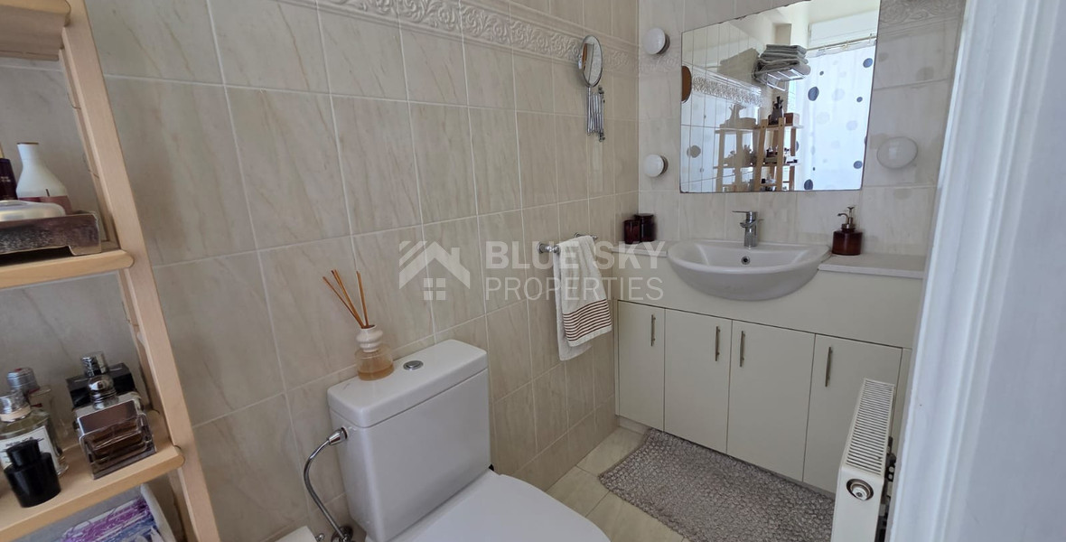 Modern Renovated Two-Bedroom Apartment with Sea Views in the Heart of Mesa Geitonia