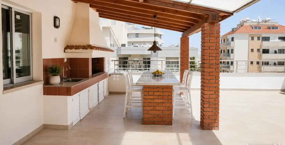 Spacious  three Bedroom Penthouse with Panoramic Views | Agia Zoni, Limassol