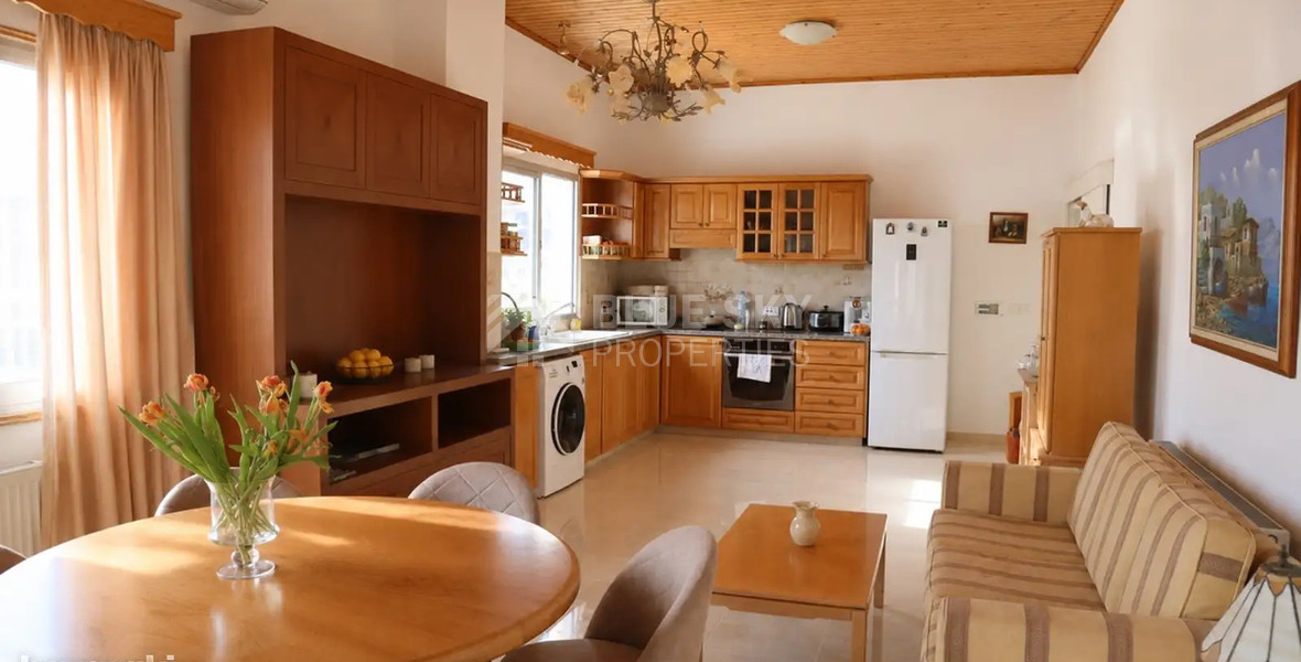 Spacious  three Bedroom Penthouse with Panoramic Views | Agia Zoni, Limassol