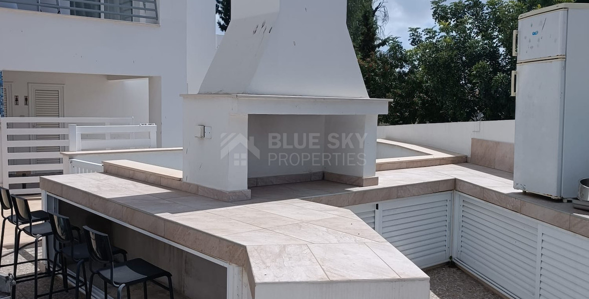 Beautiful Renovated Two Bedroom Apartment for Rent in Agios Theodorou, Paphos