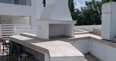 Beautiful Renovated Two Bedroom Apartment for Rent in Agios Theodorou, Paphos