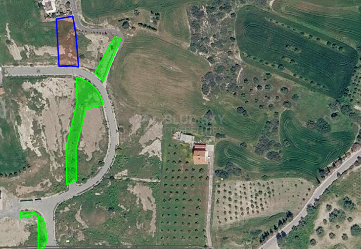 Large Building Plot for Sale in Monagroulli Village