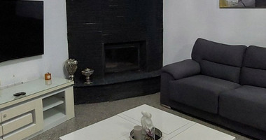Three Bedroom Upper House For Rent In Ypsonas