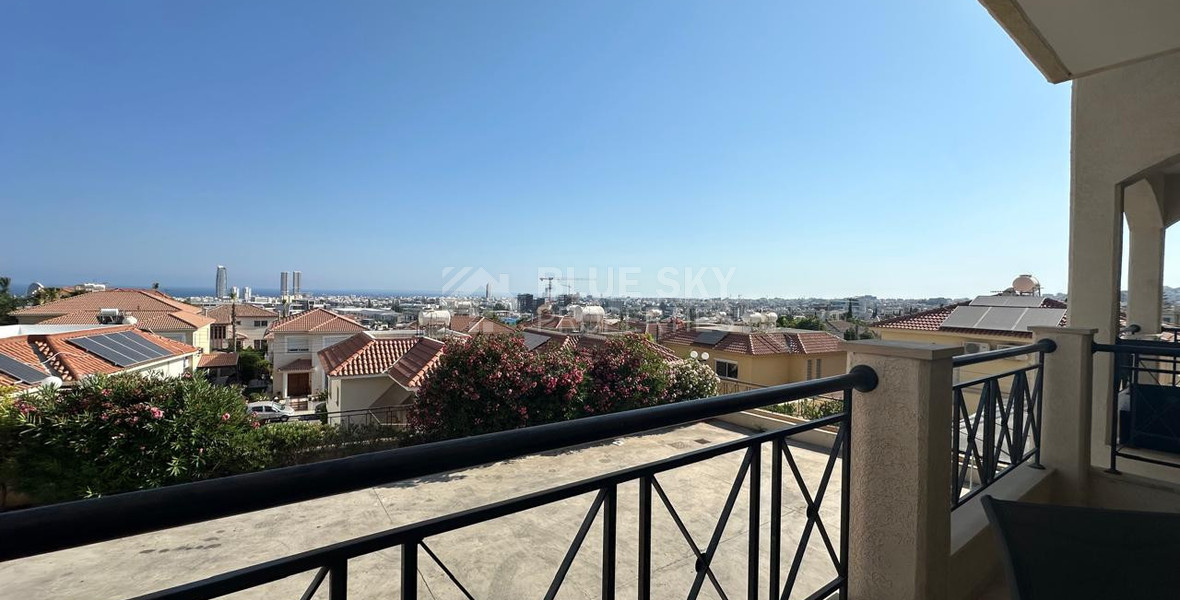 For Rent Spacious Unfurnished three-Bedroom Maisonette with Sea Views in Agios Athanasios