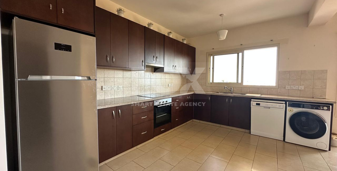 For Rent Spacious Unfurnished three-Bedroom Maisonette with Sea Views in Agios Athanasios