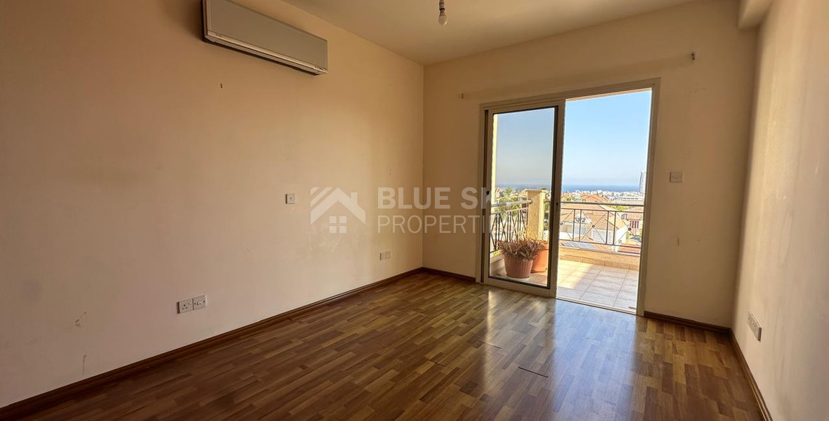 For Rent Spacious Unfurnished three-Bedroom Maisonette with Sea Views in Agios Athanasios
