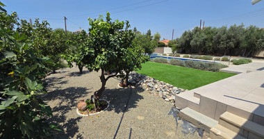 Four-Bedroom House for Rent in Moni, Limassol with Private Pool and Large Garden