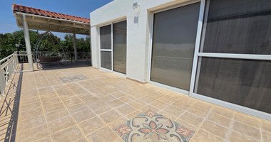 Four-Bedroom House for Rent in Moni, Limassol with Private Pool and Large Garden