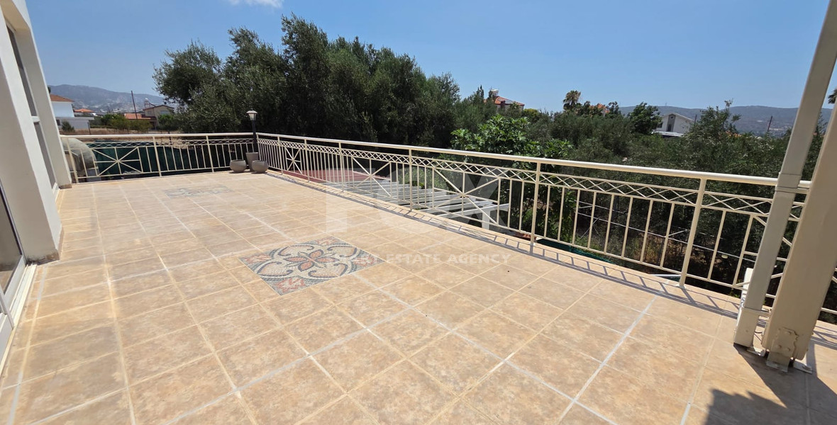 Four-Bedroom House for Rent in Moni, Limassol with Private Pool and Large Garden