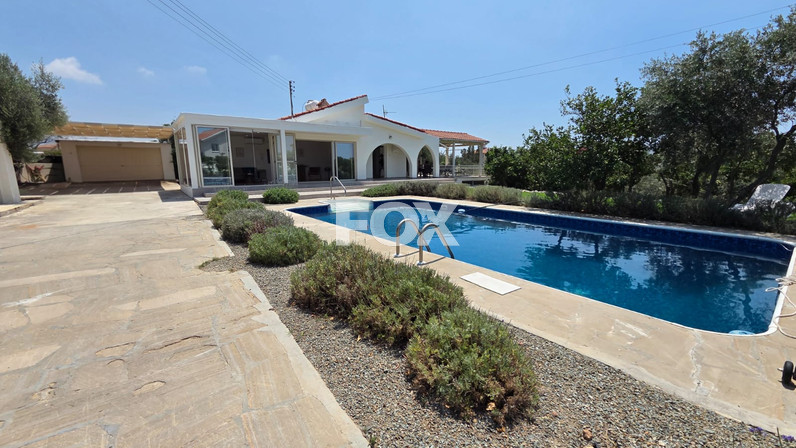 Commercial properties 185 m² for rent in Moni, Limassol, Cyprus