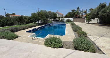 Four-Bedroom House for Rent in Moni, Limassol with Private Pool and Large Garden