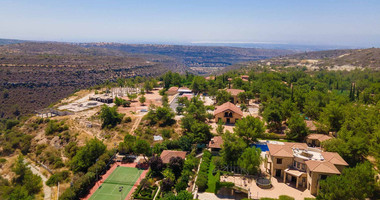 Luxurious Private Villa for Sale in Souni, Limassol