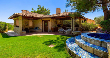 Luxurious Private Villa for Sale in Souni, Limassol