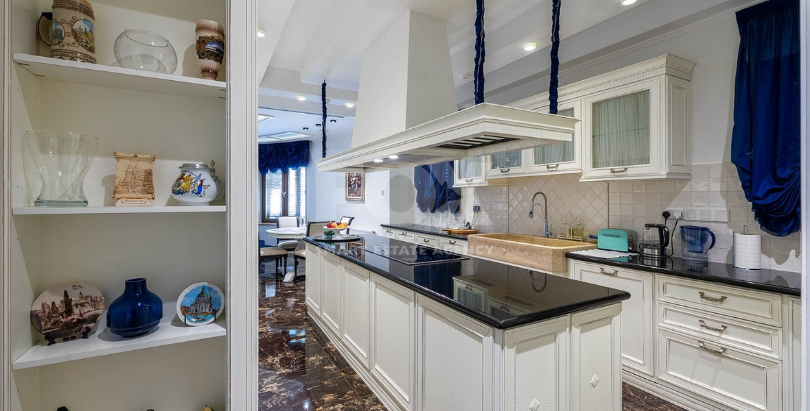Luxurious Private Villa for Sale in Souni, Limassol