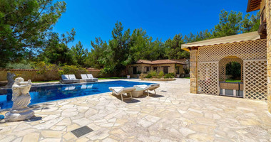 Luxurious Private Villa for Sale in Souni, Limassol