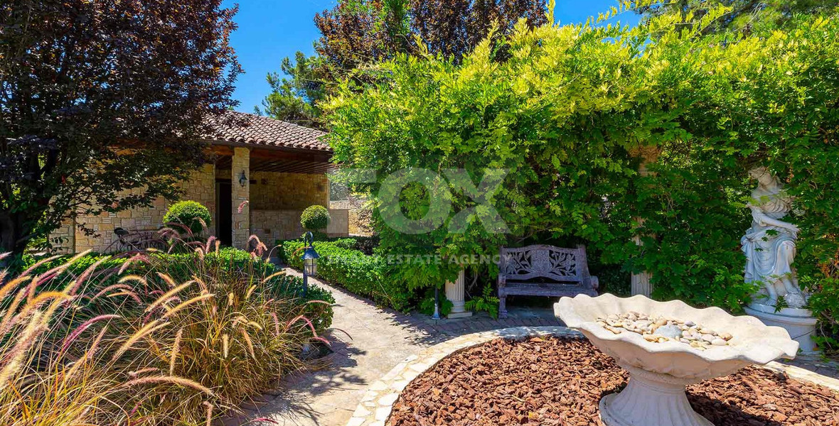 Luxurious Private Villa for Sale in Souni, Limassol