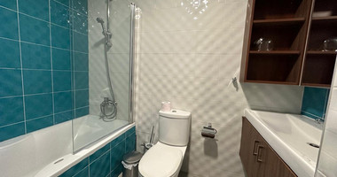 RENT: WHOLE FLOOR 3 BGEDROOM AND 2 BATHROOM APARTMENT ON SMALL BUILDING 5 APARTMENTS-MESA GEITONIA