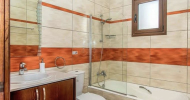 Four bedroom Villa for long term rental