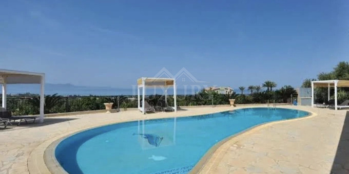 Four bedroom Villa for long term rental
