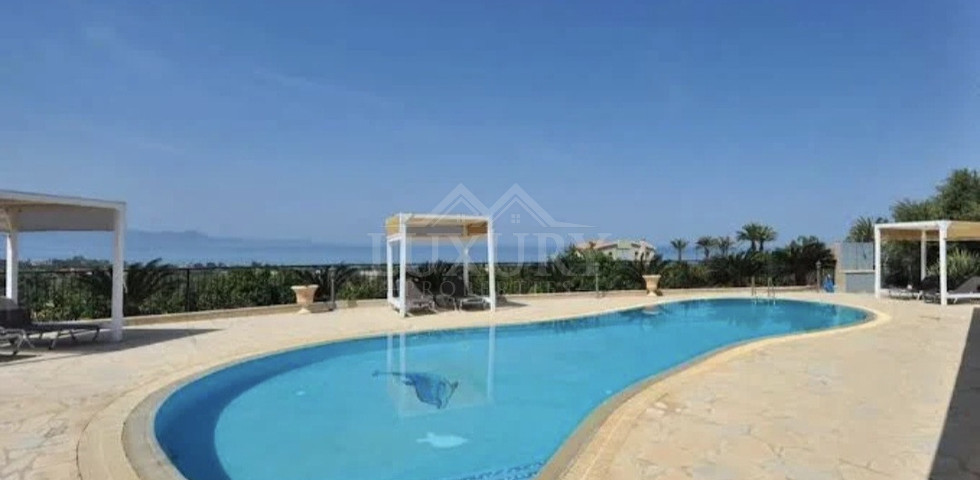 Four bedroom Villa for long term rental