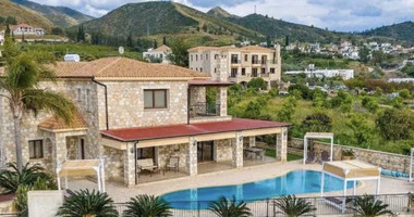 Four bedroom Villa for long term rental