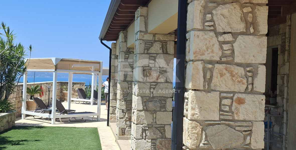 Four bedroom Villa for long term rental