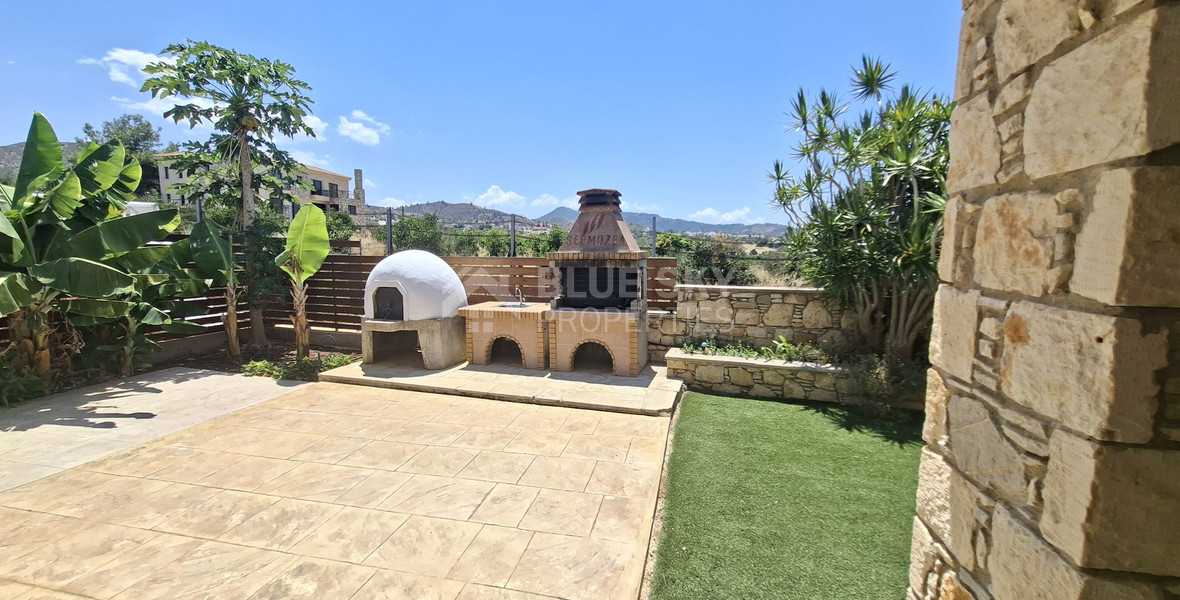 Four bedroom Villa for long term rental