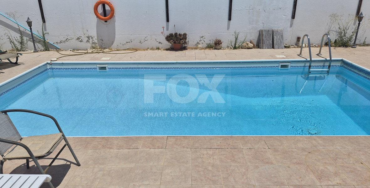 Elegant Two Bedroom Maisonette for Rent in Universal, Paphos