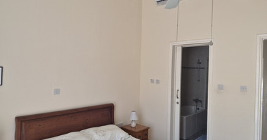 Elegant Two Bedroom Maisonette for Rent in Universal, Paphos
