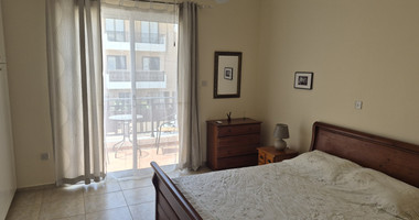Elegant Two Bedroom Maisonette for Rent in Universal, Paphos