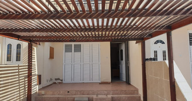 Elegant Two Bedroom Maisonette for Rent in Universal, Paphos