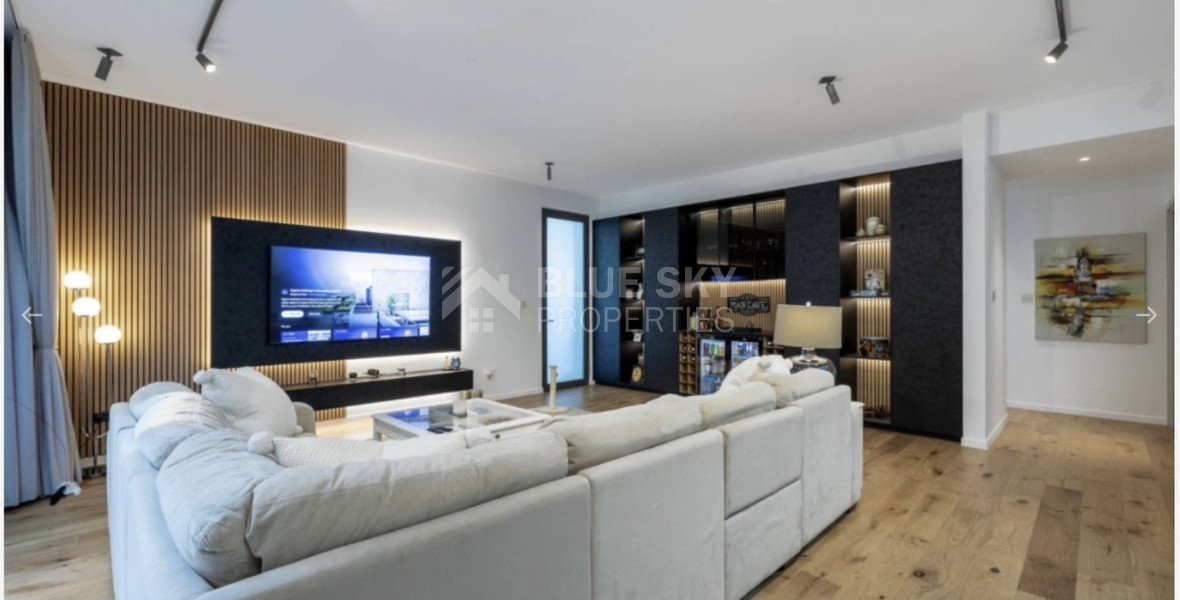 Luxury five Bedroom Villa for Sale in Paphos