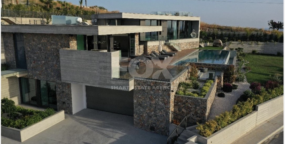 Luxury five Bedroom Villa for Sale in Paphos
