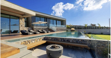 Luxury five Bedroom Villa for Sale in Paphos