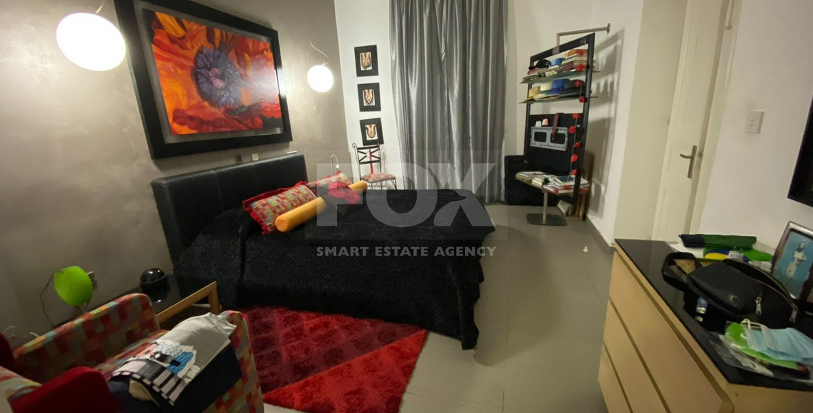 Fully Furnished One Bedroom Ground Floor Property plus 2 self contained Apartments Historical Centre