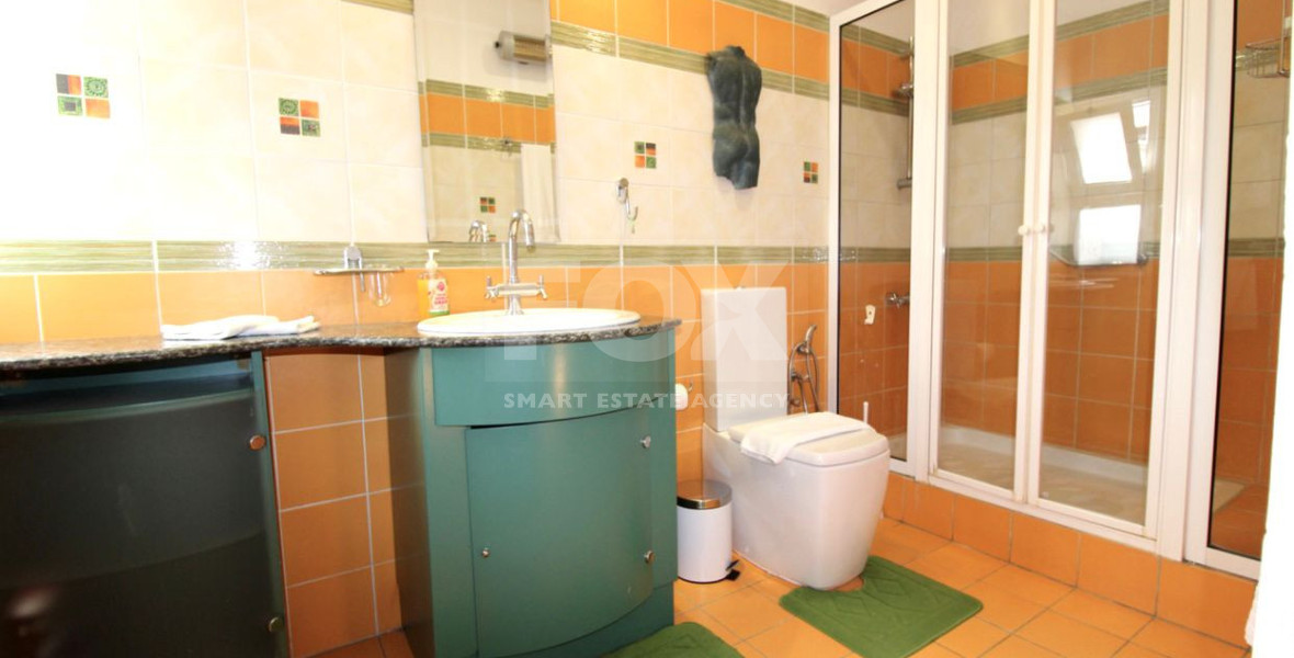 Fully Furnished One Bedroom Ground Floor Property plus 2 self contained Apartments Historical Centre