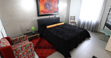 Fully Furnished One Bedroom Ground Floor Property plus 2 self contained Apartments Historical Centre