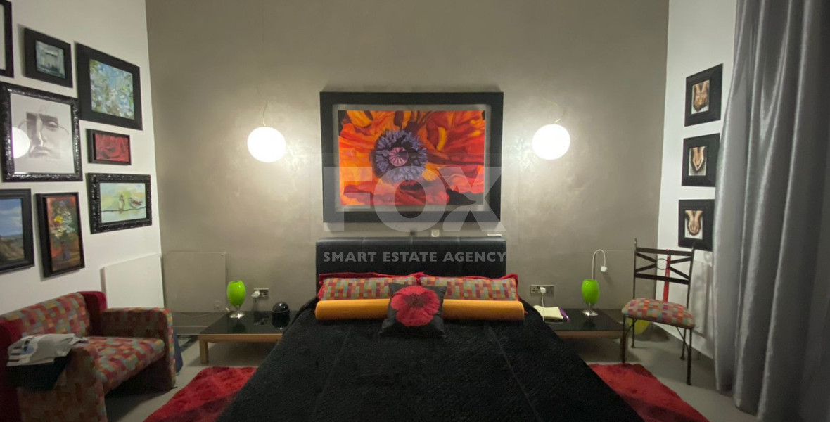 Fully Furnished One Bedroom Ground Floor Property plus 2 self contained Apartments Historical Centre