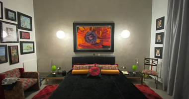 Fully Furnished One Bedroom Ground Floor Property plus 2 self contained Apartments Historical Centre