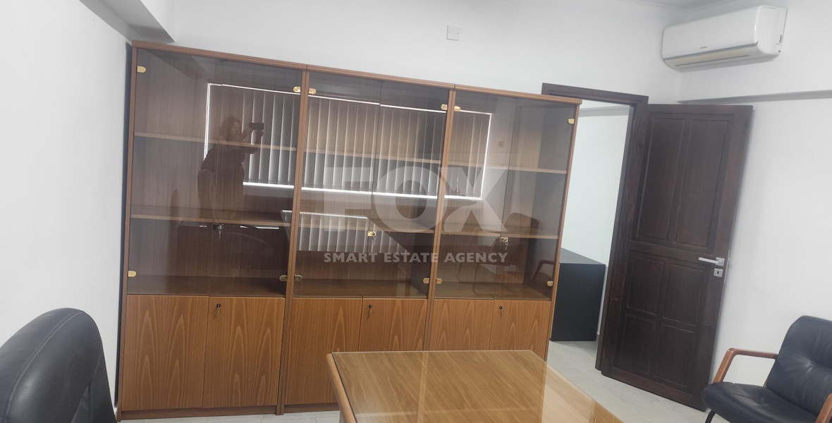 Office for Rent in Mesa Geitonia, Limassol | 70 m²