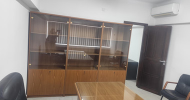 Office for Rent in Mesa Geitonia, Limassol | 70 m²