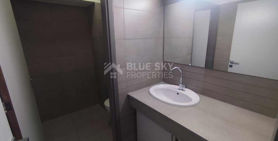 Office for Rent in Mesa Geitonia, Limassol | 70 m²