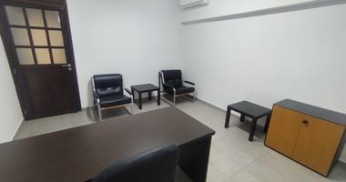 Office for Rent in Mesa Geitonia, Limassol | 70 m²