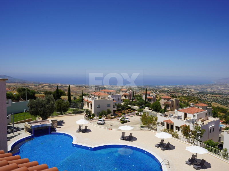 Ground floor one bedroom two level apartment with private roof garden, spacious verandas, in Drousia , Paphos
