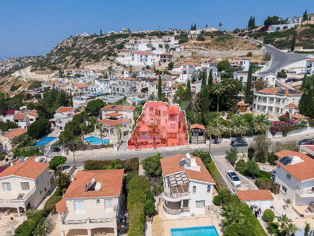 Three-Bedroom Detached Villa with Swimming Pool for Sale in Pegeia, Paphos
