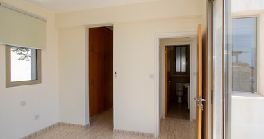 Three-Bedroom Detached Villa with Swimming Pool for Sale in Pegeia, Paphos